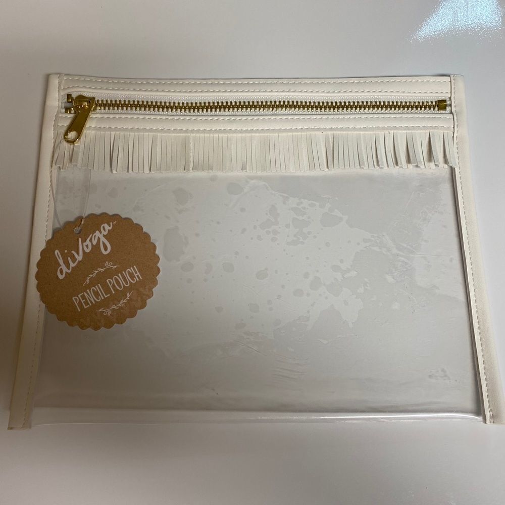 (NWT) Divoga brand pouch 